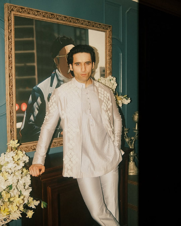YASH KATYAL IN NARCISSUS LIGHT JACKET AND KURTA SET