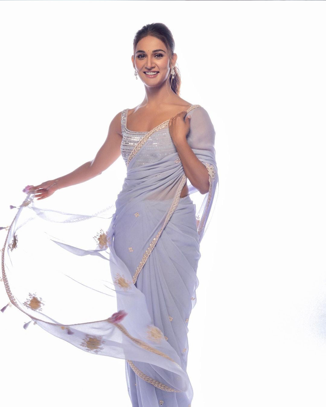 MUKTI MOHAN IN POWDER BLUE SAREE (WCSR04)