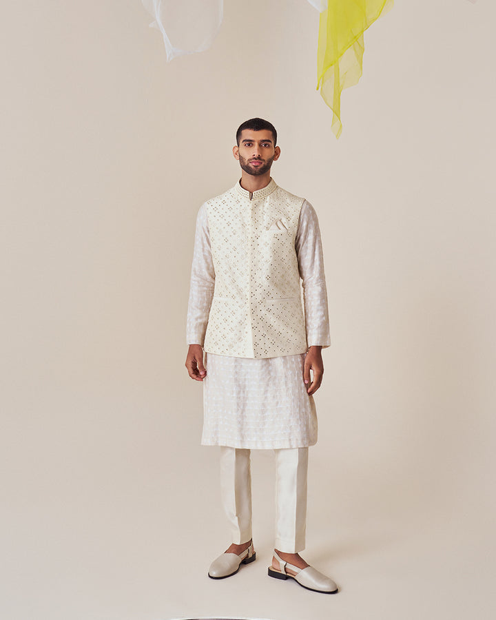 Ivory Silk Kurta Set ( MW KT 29, MW WC 10 )