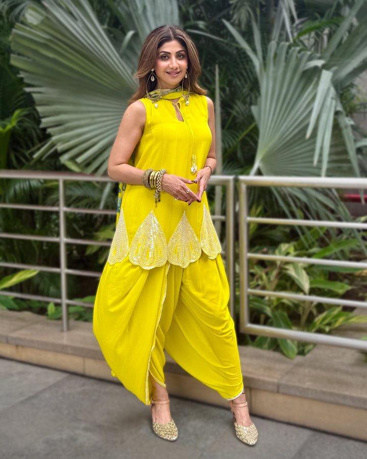 Shilpa Shetty in Dras Dream Dhoti Set