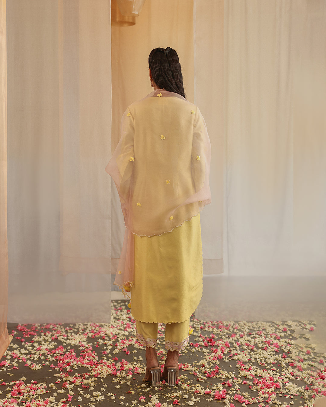the butter cup kurta set ( zhr 13 )